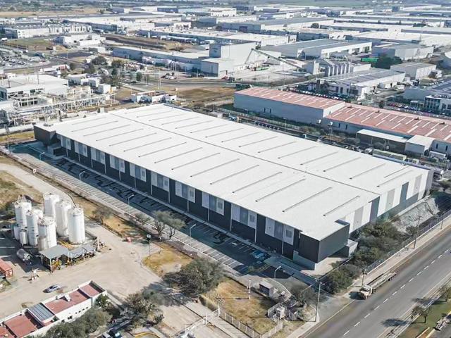 Bodega Industrial en Santa Rosa J?uregui, Quer?taro. de 17,371 m2