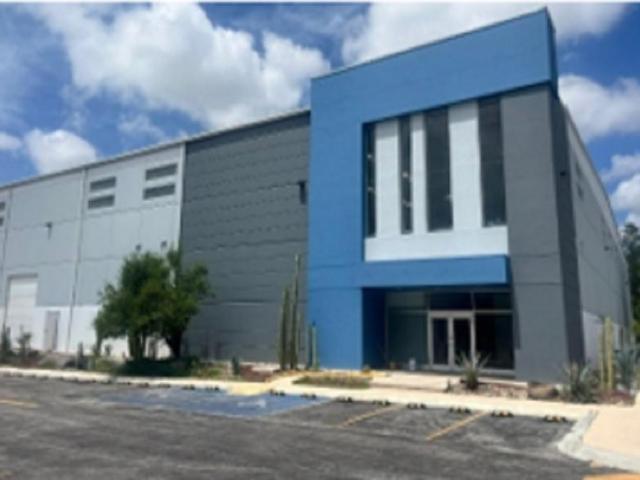 Bodega Industrial en San Luis Potos? de 5,198 m2 con altura libre de: 9.14 m