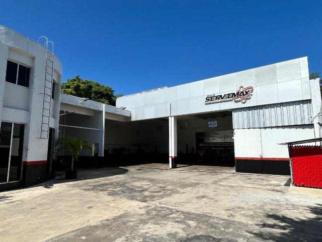 BODEGA / LOCAL COMERCIAL SOBRE AVENIDA, IDEAL PARA TALLER MECANICO