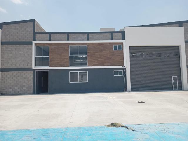 BODEGA NUEVA EN RENTA PARQUE ARCO SUR LEON, GTO 1000 M2 OFICINAS Y VIGILANCIA 24/7
