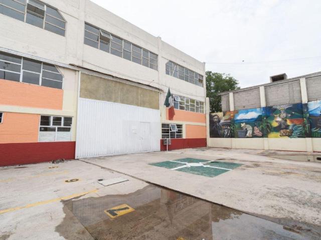 Bodega Renta Lomas de San Lorenzo 1,949 m2