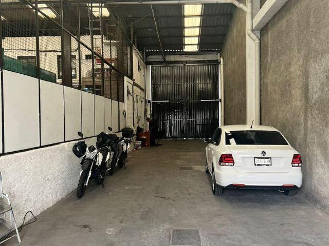BODEGA UBICACI?N ESTRAT?GICA CENTRO DE DISTRIBUCI?N