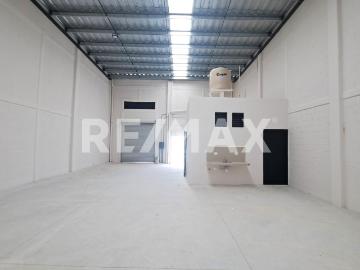Bodegas en renta DESDE 500 m2 a 1.3 km de periférico poniente, Mérida Yucatán