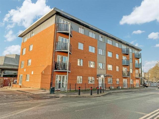 Bodiam Hall, Lower Ford Street, Stoke CV1, 2 bed flat to rent, £1,150 pcm | PrimeLocation