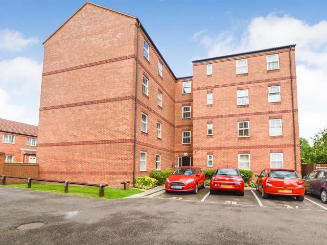 Bodill Gardens, Hucknall NG15, 2 bed flat to rent, £825 pcm | PrimeLocation