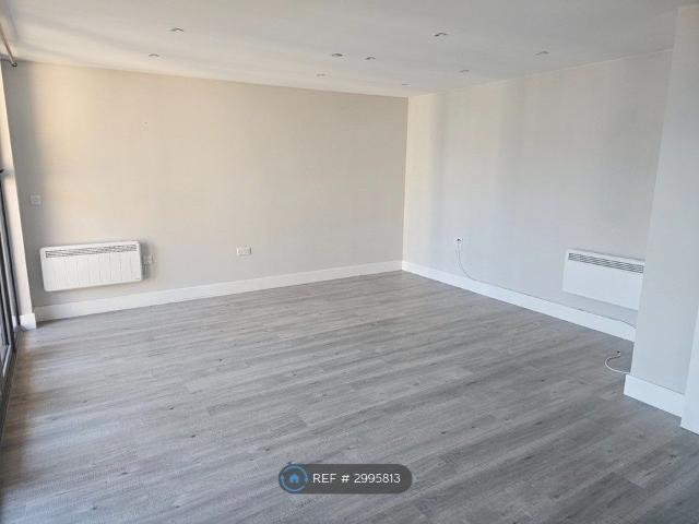 Bodman House, Kingston Upon Thames KT1, 1 bed flat to rent, £1,950 pcm | PrimeLocation