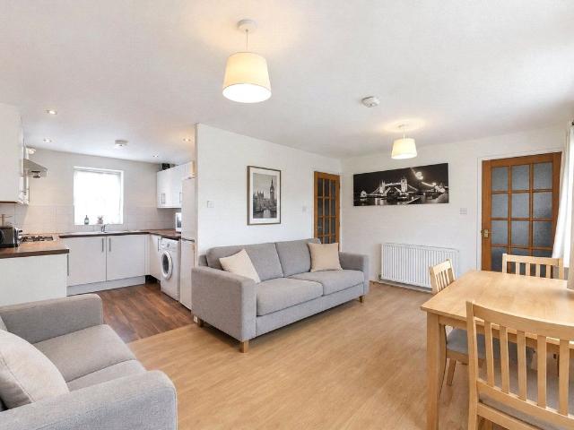 Bodnant Gardens, Raynes Park SW20, 4 bed terraced house to rent, £2,700 pcm | PrimeLocation