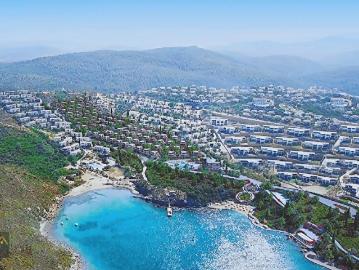 Bodrum Adabükü'nde Deniz Manzaralı 3+1 Lüks Tripleks Villa