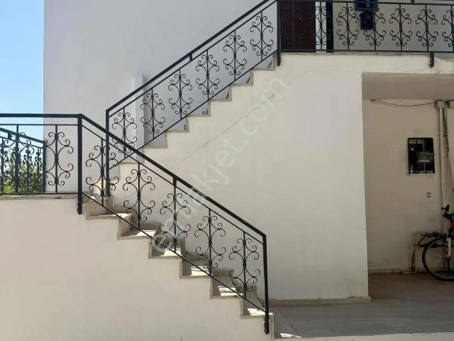 Bodrum Alt Konacıkta Merkezi Konumda Kiralık 3+1 Dubleks Ev