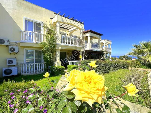 Bodrum Beach Resort Özel Plajlı Sitede Eşyalı Büyük Tip Daire