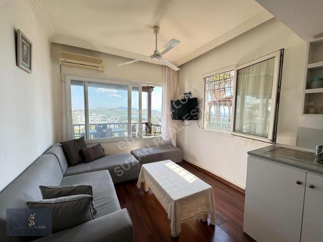 Bodrum Bitez 1,5+1 Eşyalı Deniz Manzaralı Yıllık Kiralık Daire