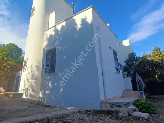 Bodrum Bitez Yalı Sitesi Kiralık 3+1 İkiz Dubleks