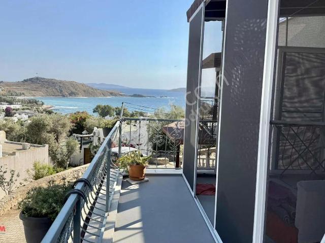 Bodrum Gümsan Sitesi 3+1 Manzaralı Bahçeli Villa