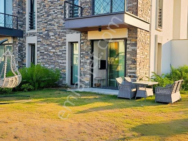 Bodrum Gümüşük'te Havuz&özel Plaj& 2 Bağımsız Daire&geniş Bahçe