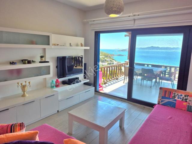 Bodrum Gümüşlük'te Haziran'da Kiralık Deniz Manzaralı Daire