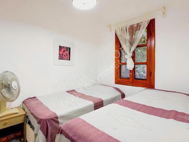 Bodrum Gümüşlük'te Özel Plajlı Ve Havuzlu Sitede Satılık Daire