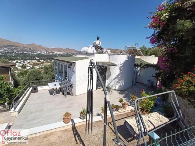 Bodrum Gümüşlük'te Özel Plajlı Ve Havuzlu Sitede Yıllık Kiralık