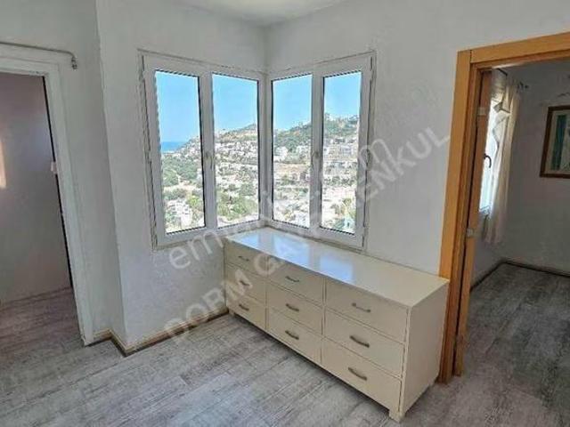 Bodrum Gümüşlük'te Satılık Deniz Manzaralı Müstakil 3+1 Villa