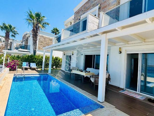 Bodrum Gümüşlük Koyunbaba' Da Panoramik Deniz Manzaralı Villa