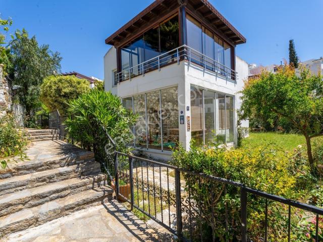 Bodrum Gümüşlük Satılık Bahçe Katı Daire