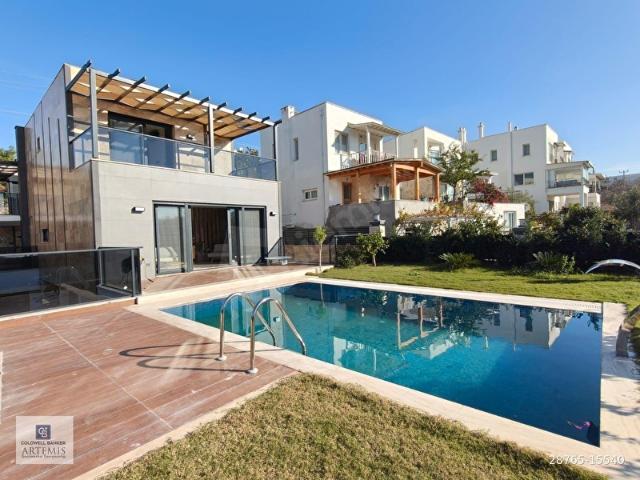 Bodrum Gümüşlük Satılık Müstakil 4+2 Havuzlu Villa