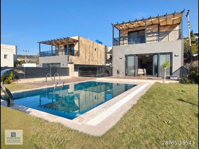 Bodrum Gümüşlük Satılık Müstakil 4+2 Havuzlu Villa