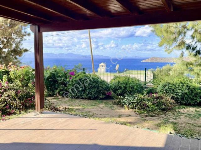 Bodrum Gümüşlük Yalıkavak Adalar Ve Deniz Manzaralı Bahçekatı
