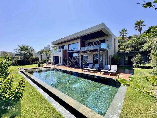 Bodrum Gündoğan Denize Sıfır Konum Satılık Lüks 5+1 Villa