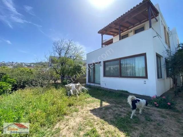 Bodrum Gündoğan Merkezde 2+1 Eşyalıbahçe Katıdaire Yıllıkkiralık