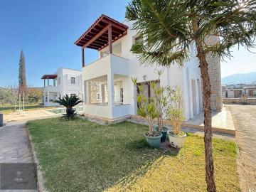 Bodrum Gündoğan Merkezde Eşyalı 2+1 Daire Denize Yakın