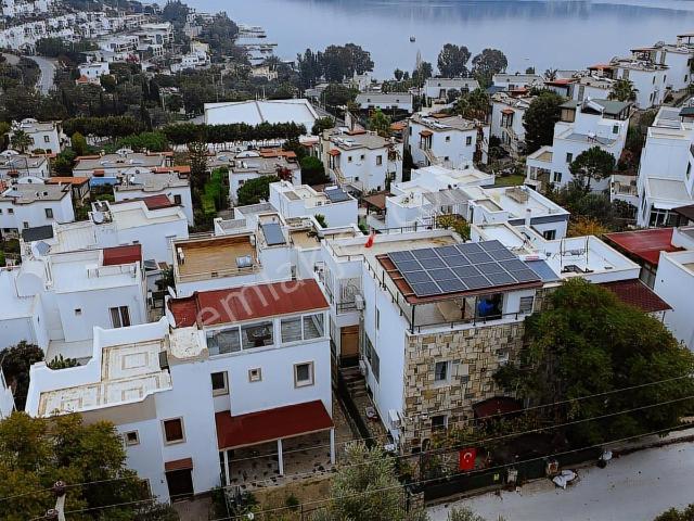 Bodrum Gündoğan Yalıkent Sitesinde 3+1 Villa