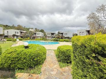 Bodrum Gündoğan'da Deniz Yakını, Havuzlu, Eşyalı 3+1