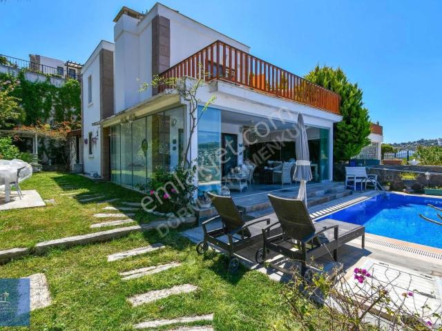 Bodrum Gündoğan'da Deniz Manzaralı Satılık Villa
