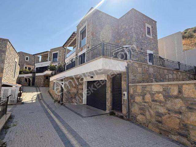 Bodrum Gürece Satılık Tam Müstakil Taş Ev