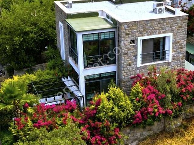 Bodrum Gürece Tam Müstakil Doğa İçerisinde 3+1 Villa Satılık