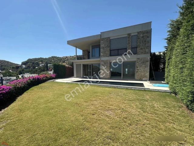 Bodrum Gürecede Deniz Manzaralı Lüks 5+2 Müstakil Havuzlu Villa