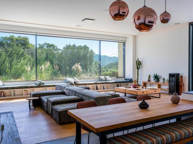 Bodrum Dağbelen 4 Dönüm Arazi İçinde Müstakil Yaşam