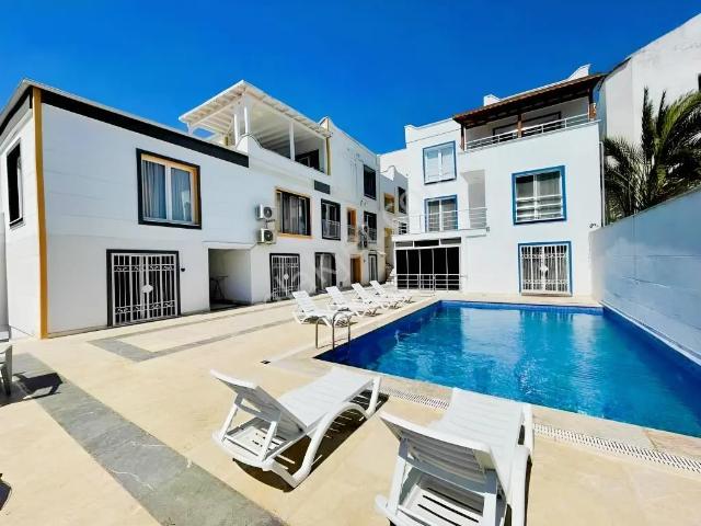Bodrum Eski Çeşme'de Havuzlu Site 1+1 Kiralık Full Eşya Daire