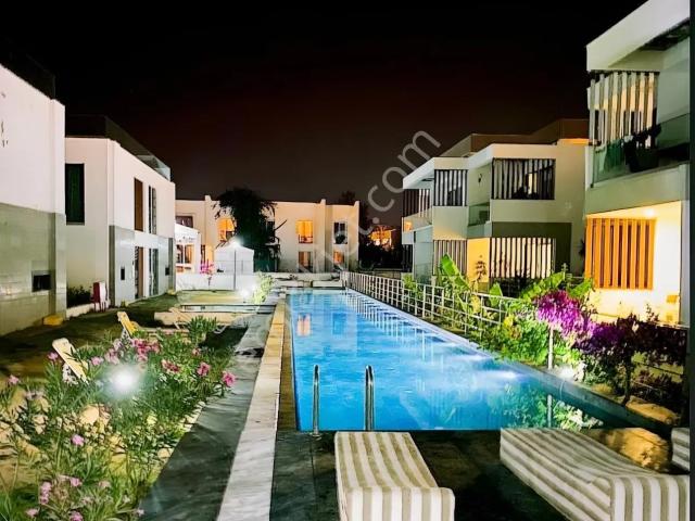 Bodrum Eskiçeşme'de Satılık Yatırımlık 1+1 Lüks Daire