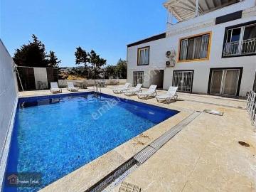 Bodrum Eskiçeşme'de Satılık Havuzlu Lüks 1+1 Daire