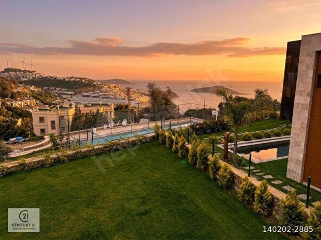 Bodrum Koyunbaba Deniz Manzaralı Özel Havuzlu 4+1 Kiralık Villa