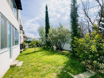 Bodrum Konacık 3+1 Bahçe Katı Kiralık Daire