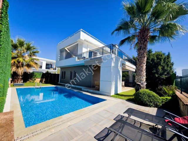 Bodrum Konacık Havuzlu Villa 3+1 Tam Mustakil Esyali/eşyasiz