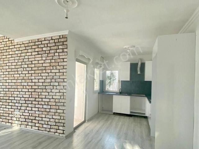 Bodrum Konacık Çırkan Mahallesinde Merkezi Konumda 3+1 Kiralık Üst Kat Daire