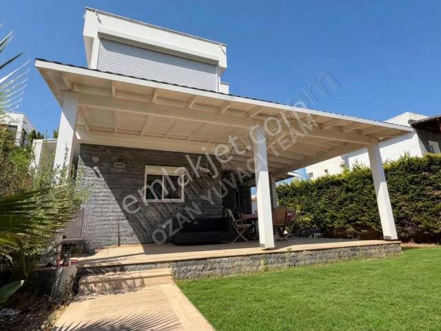 Bodrum Konacık Satılık 4+1 Villa