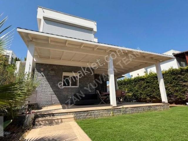Bodrum Konacık Satılık 4+1 Villa