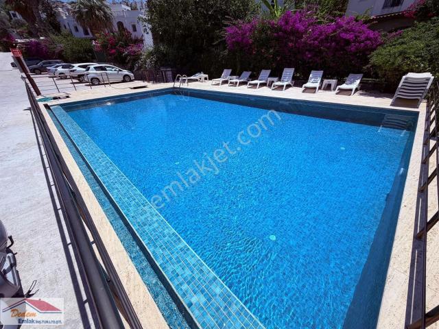Bodrum Küçükbük Site İçerisinde 2+1 Üst Kat Kiralık Daire