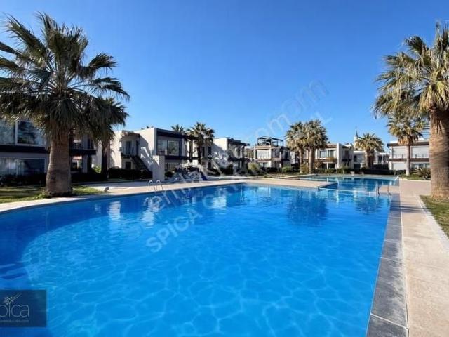 Bodrum Ortakent Park Marin Sitesi Satılık 2+1 Bahçe Katı Daire