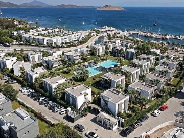 Bodrum Ortakent Yahşi Denize Sıfır Bahçe Katı Kiralık 2+1 Daire