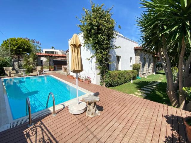 Bodrum Ortakent Yahşi'de 4+1 Tek Katlı Müstakil Havuzlu Villa